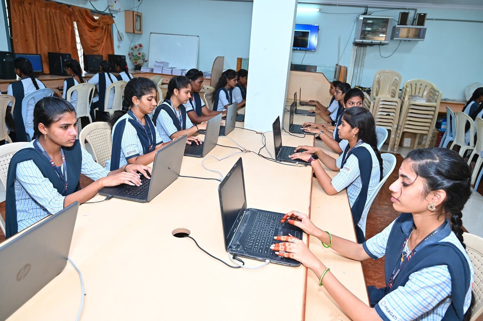 Computer Lab - Desktop workstations